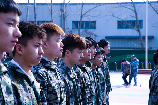 “三教三訓”之綠裝紅顏，勇往直前！