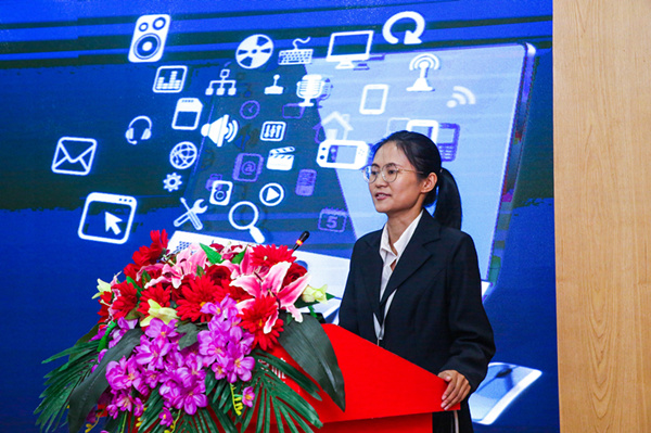 “家校互動(dòng)，攜手共進(jìn)”——2019級(jí)新生基礎(chǔ)階段課程結(jié)課答辯圓滿結(jié)束