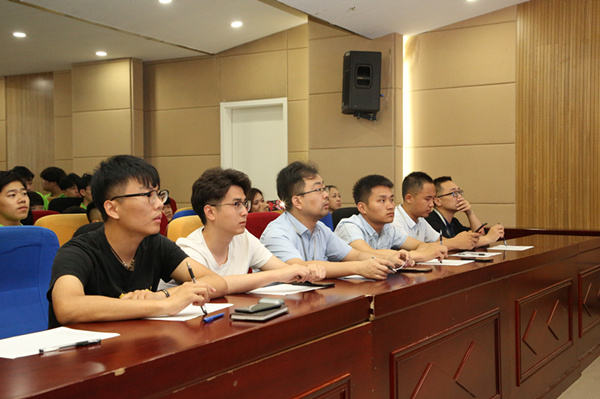 “家校同心，攜手共進(jìn)”2019年上半年階段結(jié)課答辯分享會(huì)圓滿結(jié)束