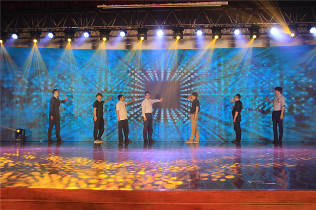 【媒體關注】新華電腦學校的<a href=http://njxh.cn target=_blank class=infotextkey>專業(yè)</a>怎么樣，能緊跟市場需求嗎？