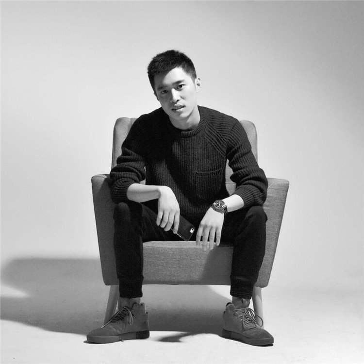 【讓蝴蝶飛過滄海】博聞于新華，耀眼于藍天