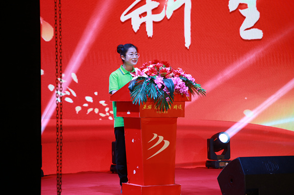 南京新華2019年新生開學典禮暨CEAC獎學金頒獎盛典隆重舉行！