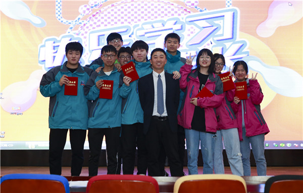 2019秋季新生階段課程結(jié)課答辯分享會(huì)圓滿落幕！