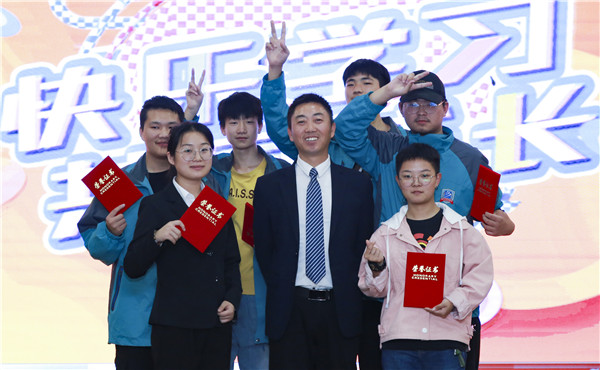 2019秋季新生階段課程結(jié)課答辯分享會(huì)圓滿落幕！