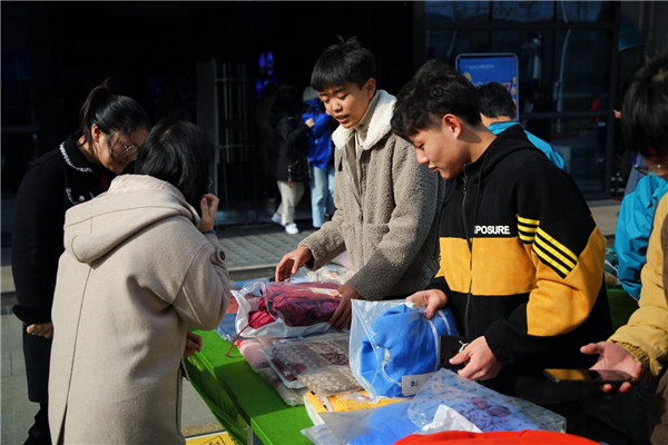 雙十二電商折扣哪家強(qiáng)？來看看魔創(chuàng)直播吧!