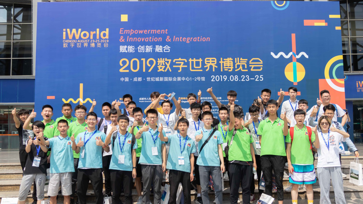 新華暖心教育，緣何成為家長們放心的學(xué)校？