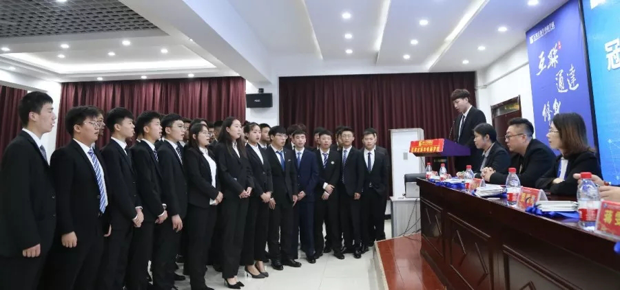 解密新華學(xué)子如何好就業(yè)、就好業(yè)？