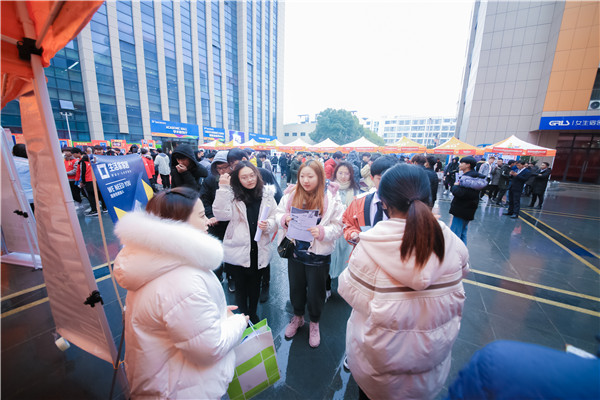 在南京，初<a href=http://njxh.cn target=_blank class=infotextkey>高中</a>生上哪個中高職畢業(yè)好就業(yè)？