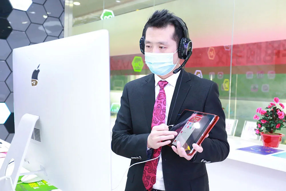 人人出彩 技能強(qiáng)國，新華邀你體驗(yàn)工匠精神