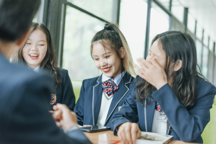 人人出彩 技能強(qiáng)國，新華邀你體驗(yàn)工匠精神