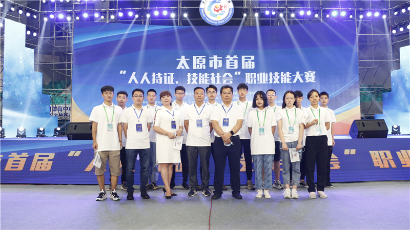 新華<a href=http://njxh.cn target=_blank class=infotextkey>專業(yè)</a>說——中國網(wǎng)民破9億，UI設(shè)計蓬勃發(fā)展！