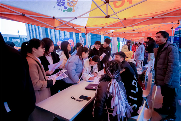 初中畢業(yè)學什么技術好？學什么技術有前途？