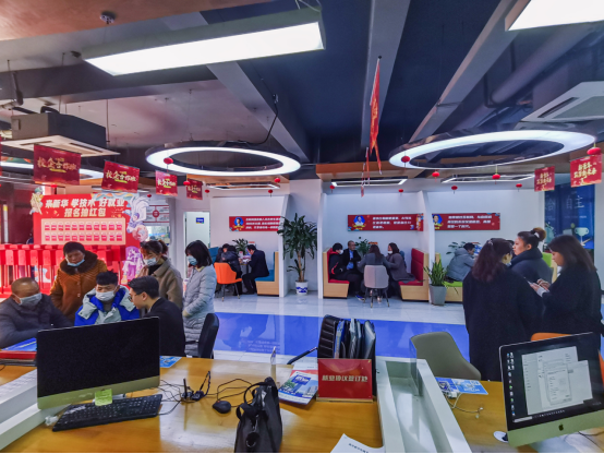 南京新華電腦專修學(xué)院330校園專場(chǎng)咨詢?nèi)栈顒?dòng)成功舉辦！