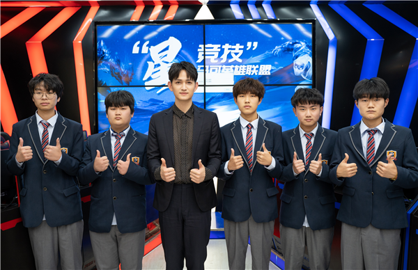 馬可來(lái)新華重拾校園生活，青春“競(jìng)”是精彩！