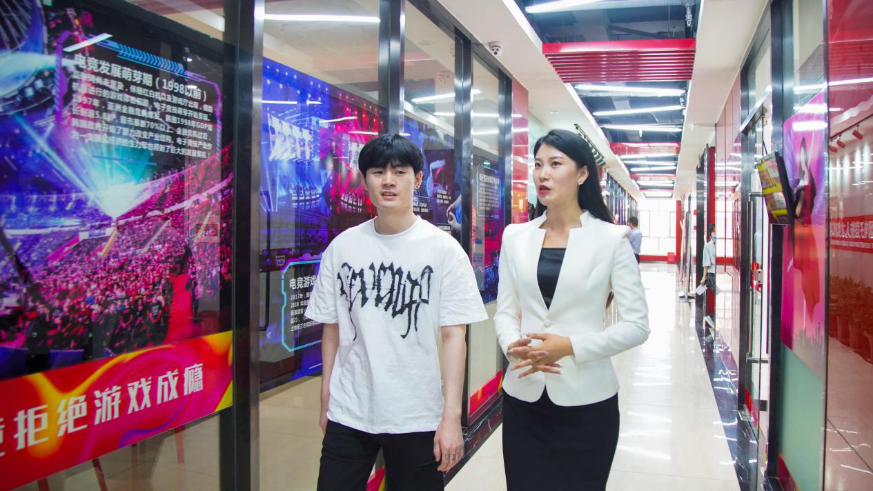 《老師來了》公開課全新起航，“護(hù)國螳螂”靈藥激情開講！