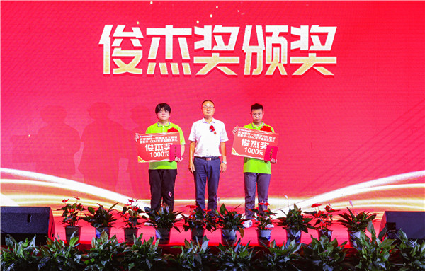 青春心向黨，逐夢(mèng)新時(shí)代