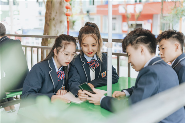 初中畢業(yè)讀普高or職業(yè)教育？看完這篇再做選擇！