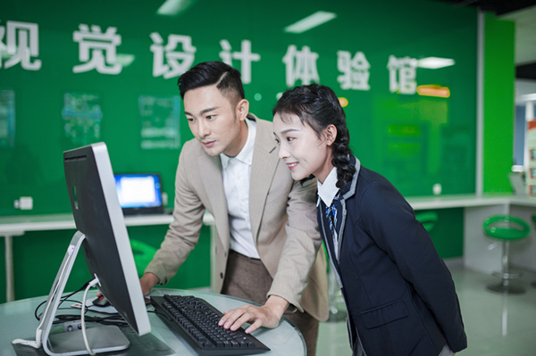 初中生學(xué)動(dòng)漫好不好？