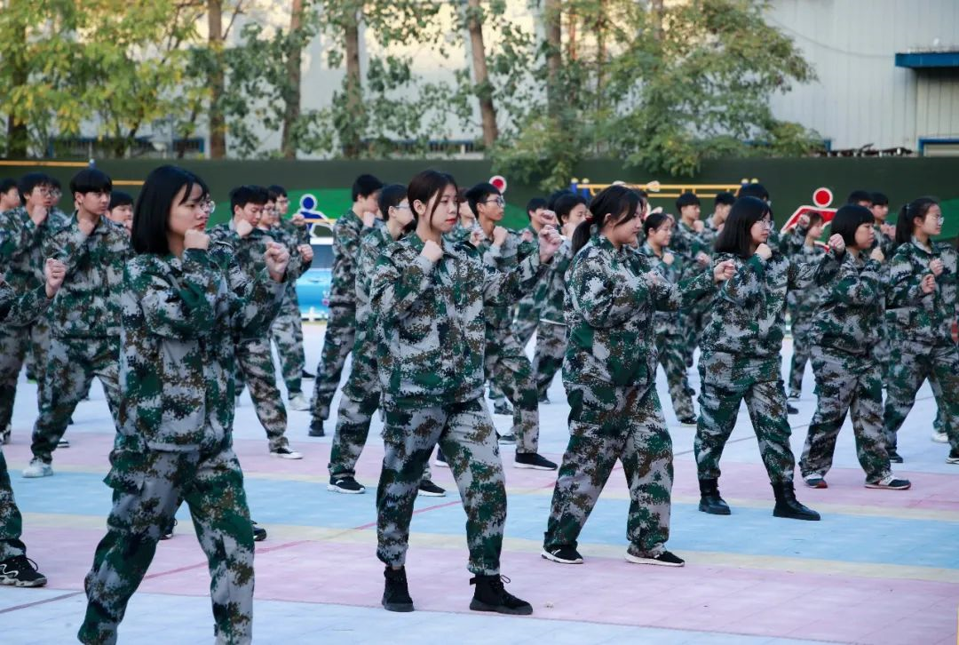 南京新華電腦學(xué)校怎么樣？