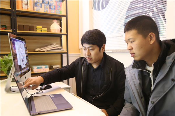 真實訓(xùn)真牛！學(xué)生時代第一桶金挖掘記