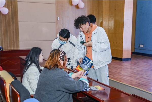 就業(yè)保障丨企業(yè)進校園，助力南新學子就業(yè)