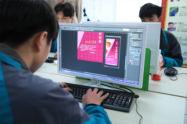 屢創(chuàng)新高！2021年新華學(xué)子薪資盤點(diǎn)