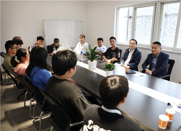 暖心回訪見(jiàn)證成長(zhǎng)，愛(ài)與責(zé)任一路相隨