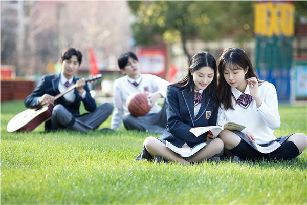 普通<a href=http://njxh.cn target=_blank class=infotextkey>高中</a>要多少分才能上？