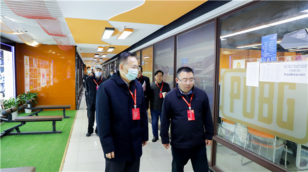 2022年江蘇省廣告行業(yè)設(shè)計(jì)制作職業(yè)技能競(jìng)賽暨全省“紫金獎(jiǎng)”公益?zhèn)鞑ピO(shè)計(jì)大賽在南京新華隆重舉行！