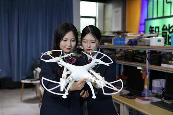 低空經(jīng)濟(jì)新藍(lán)海無(wú)人機(jī)技術(shù)如何領(lǐng)航未來(lái)空域？